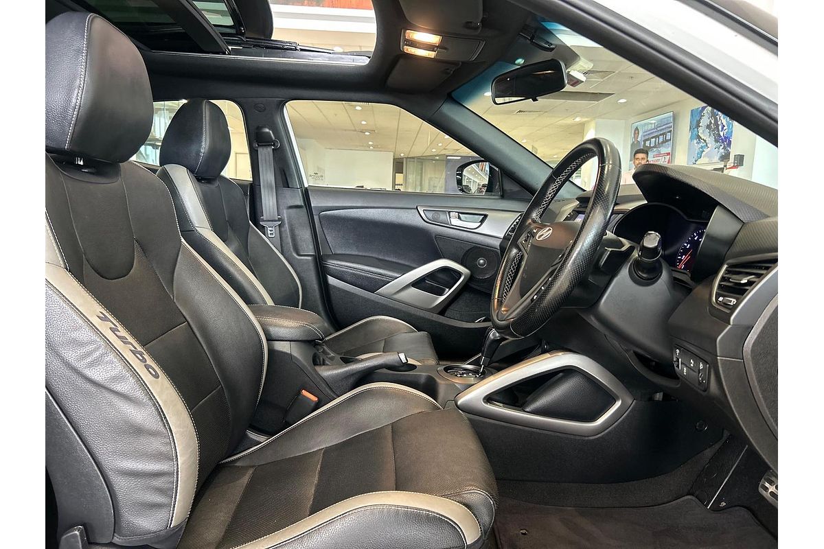 2015 Hyundai Veloster SR Turbo + FS4 Series II