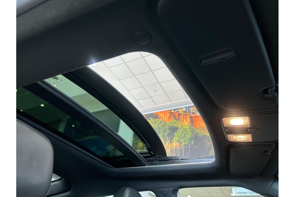 2015 Hyundai Veloster SR Turbo + FS4 Series II