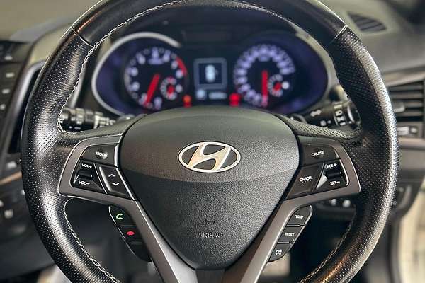 2015 Hyundai Veloster SR Turbo + FS4 Series II