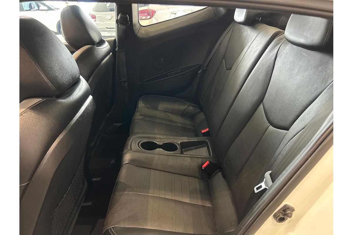 2015 Hyundai Veloster SR Turbo + FS4 Series II