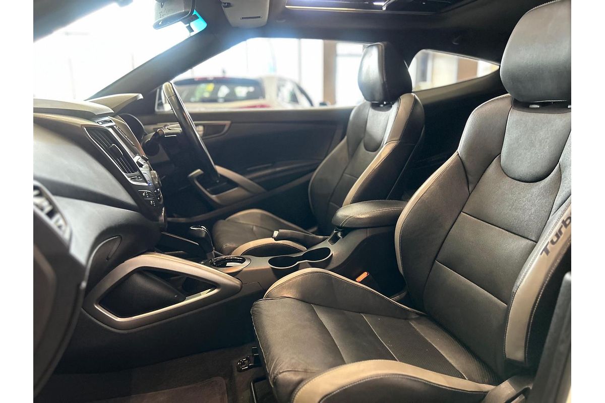 2015 Hyundai Veloster SR Turbo + FS4 Series II