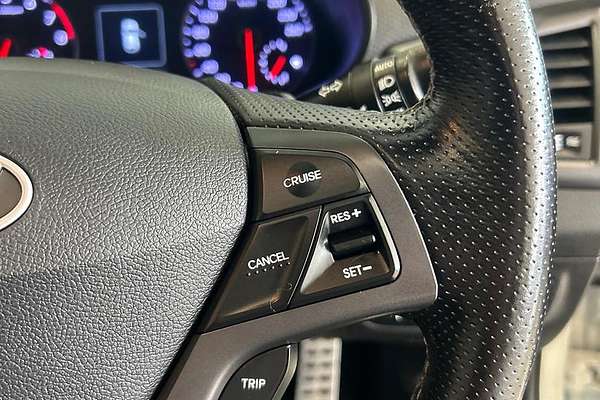 2015 Hyundai Veloster SR Turbo + FS4 Series II