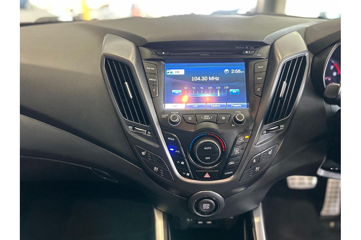 2015 Hyundai Veloster SR Turbo + FS4 Series II