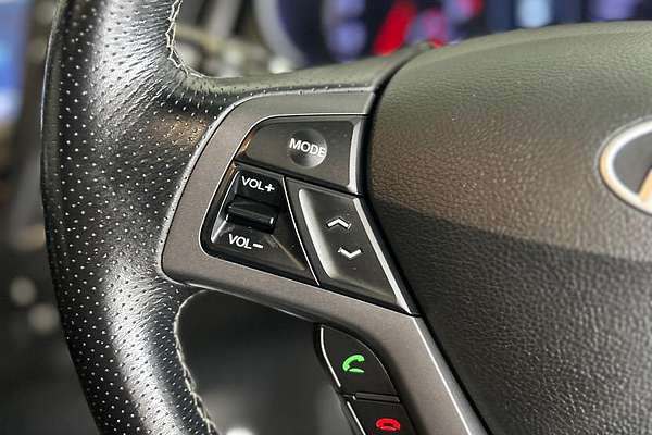 2015 Hyundai Veloster SR Turbo + FS4 Series II