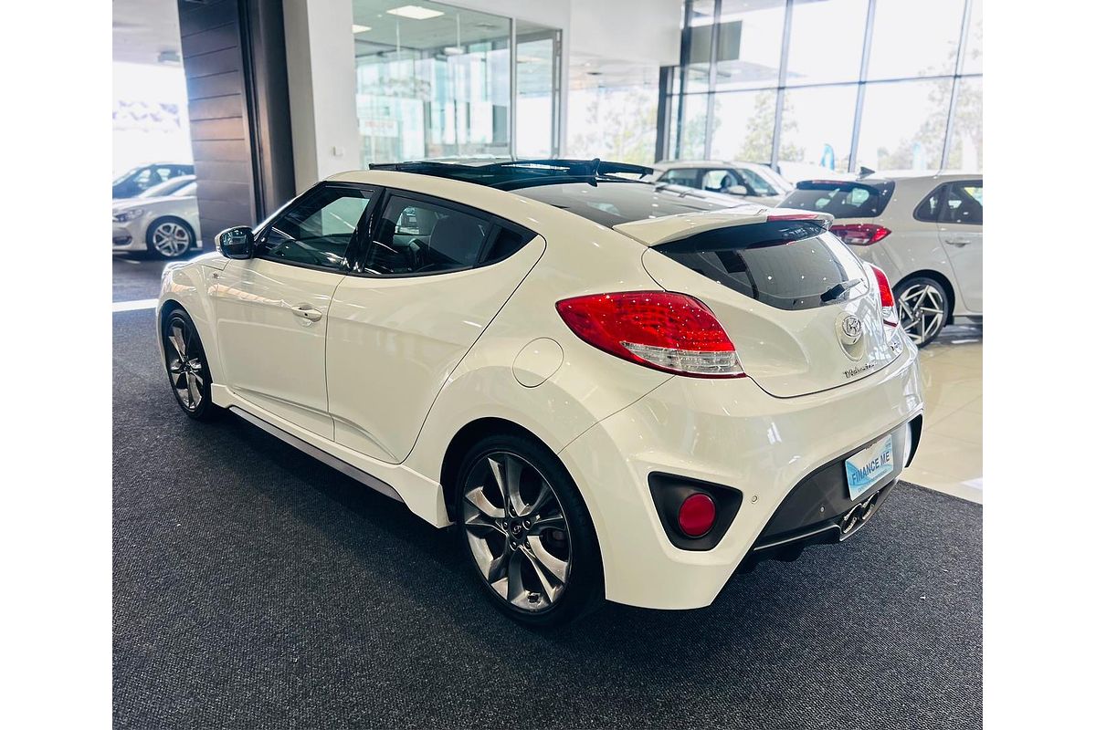 2015 Hyundai Veloster SR Turbo + FS4 Series II