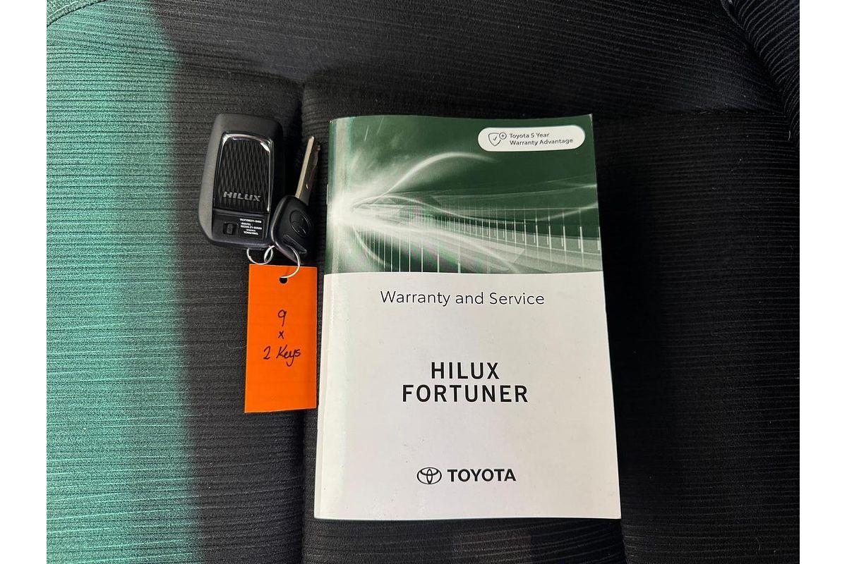 2023 Toyota Hilux SR5 GUN126R 4X4