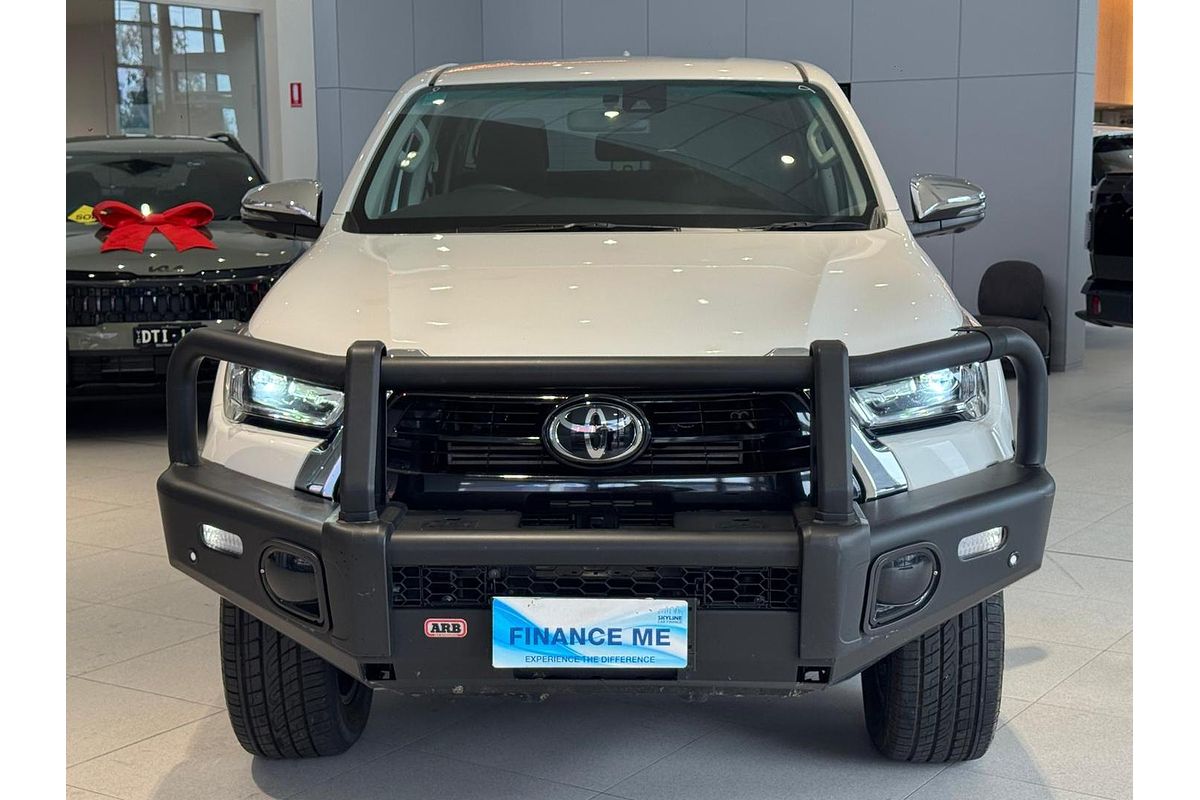 2023 Toyota Hilux SR5 GUN126R 4X4
