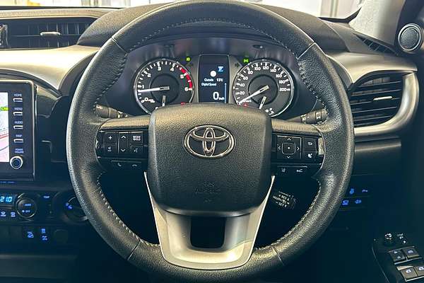 2023 Toyota Hilux SR5 GUN126R 4X4