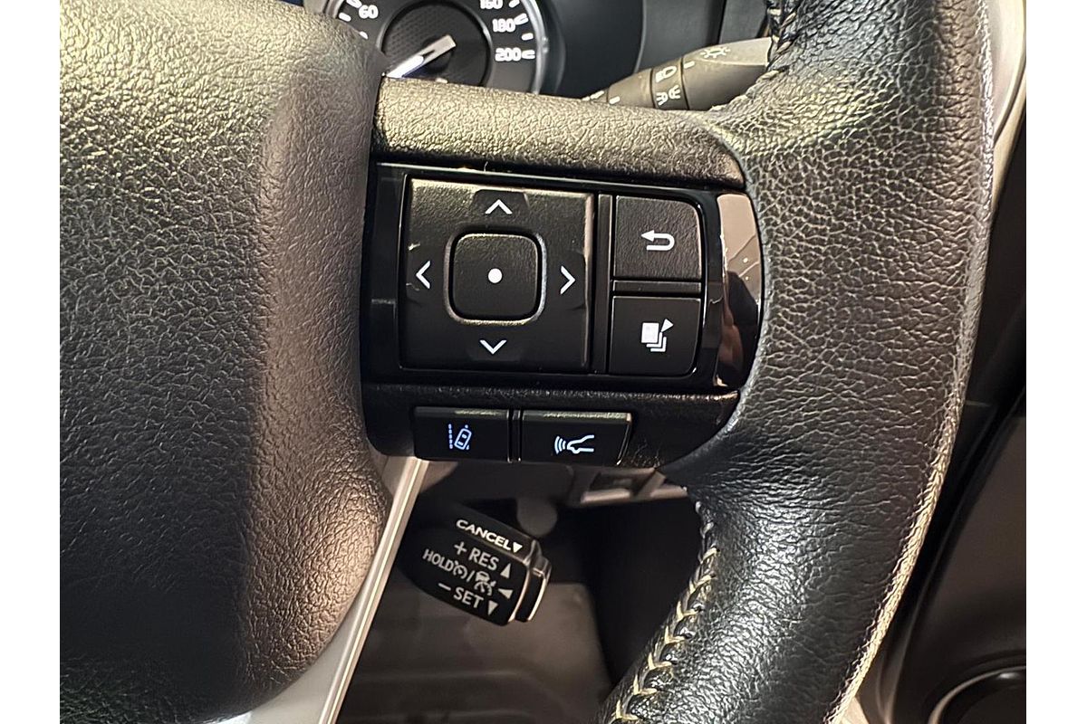 2023 Toyota Hilux SR5 GUN126R 4X4