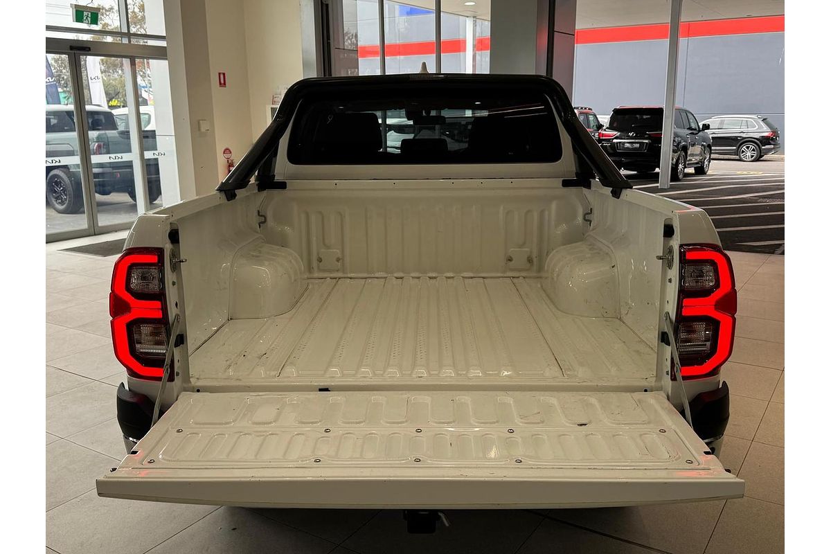 2023 Toyota Hilux SR5 GUN126R 4X4