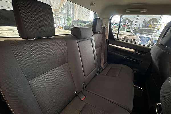 2023 Toyota Hilux SR5 GUN126R 4X4