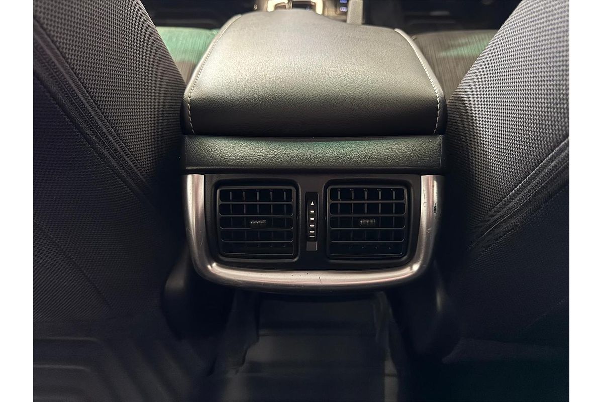 2023 Toyota Hilux SR5 GUN126R 4X4