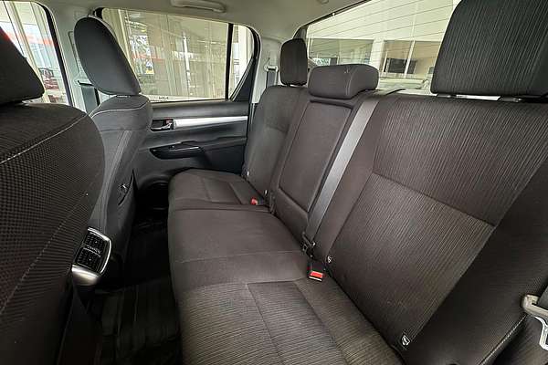 2023 Toyota Hilux SR5 GUN126R 4X4