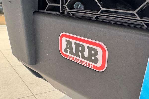 2023 Toyota Hilux SR5 GUN126R 4X4