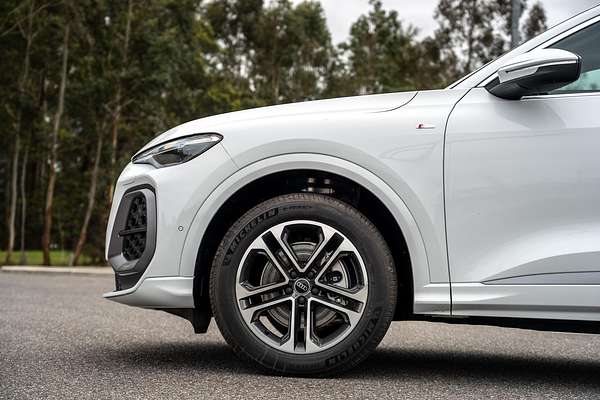 2025 Audi Q5 TFSI 150kW GU