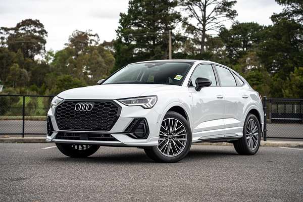 2025 Audi Q3 35 TFSI S line F3