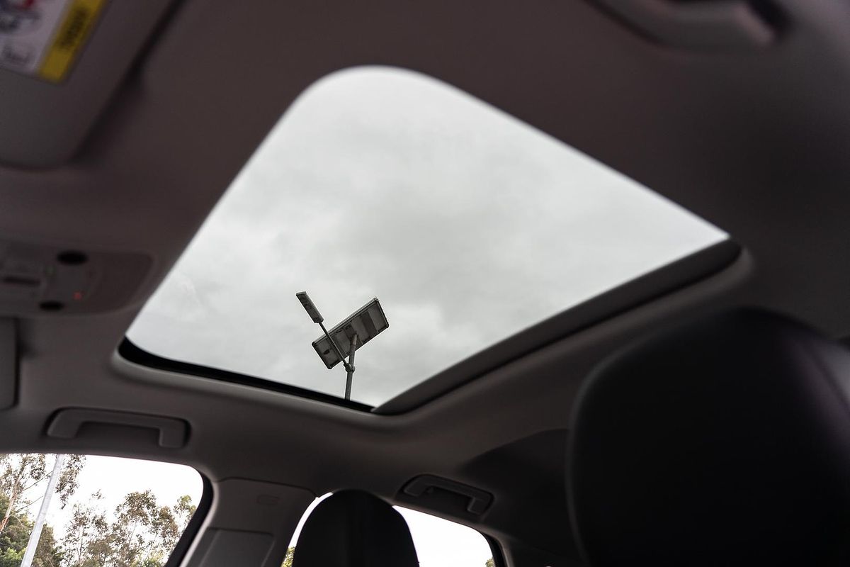 2025 Audi Q3 35 TFSI S line F3