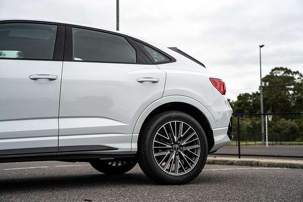 2025 Audi Q3 35 TFSI S line F3
