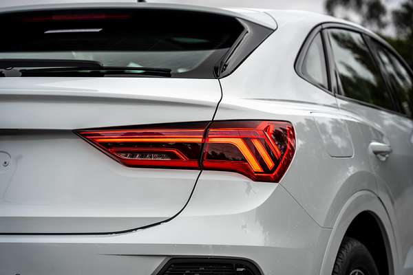 2025 Audi Q3 35 TFSI S line F3