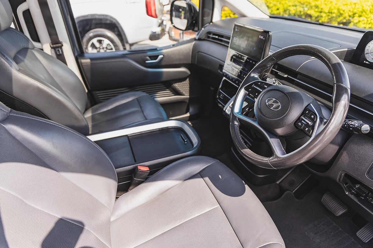 2021 Hyundai STARIA Highlander US4.V1