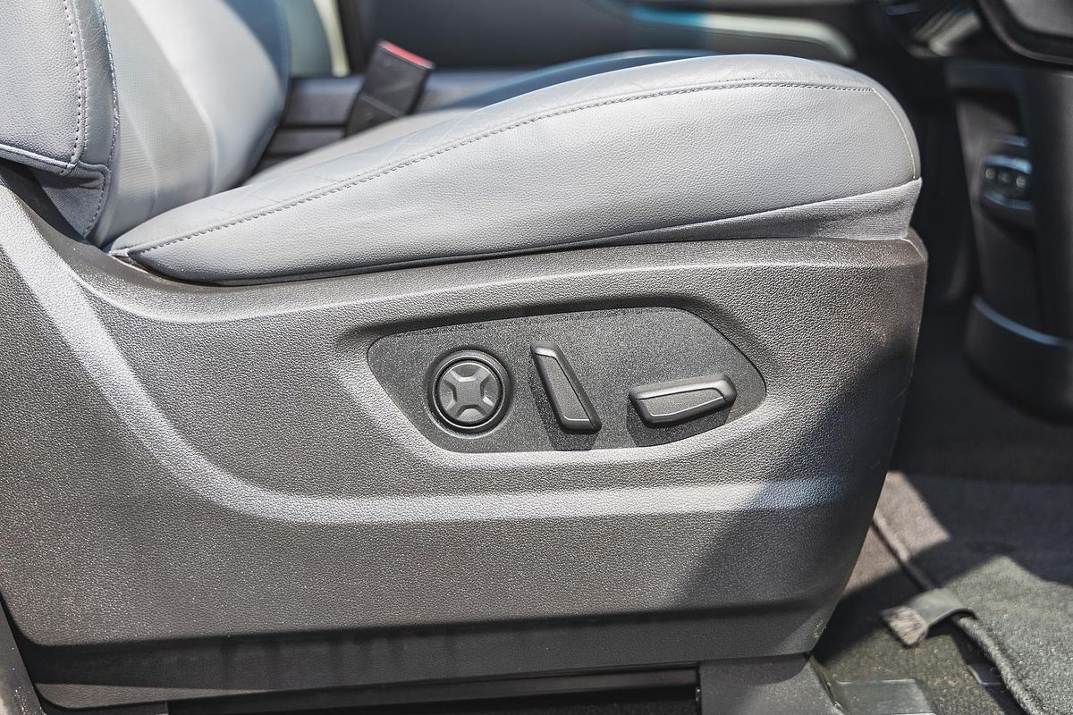 2021 Hyundai STARIA Highlander US4.V1