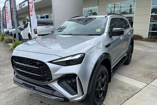 2025 Isuzu MU-X X-TERRAIN