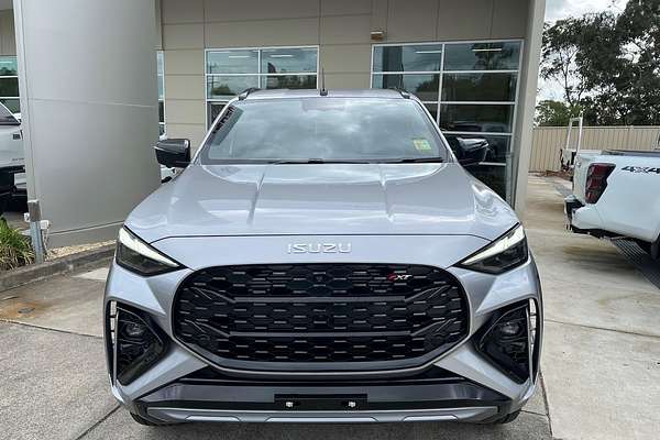 2025 Isuzu MU-X X-TERRAIN