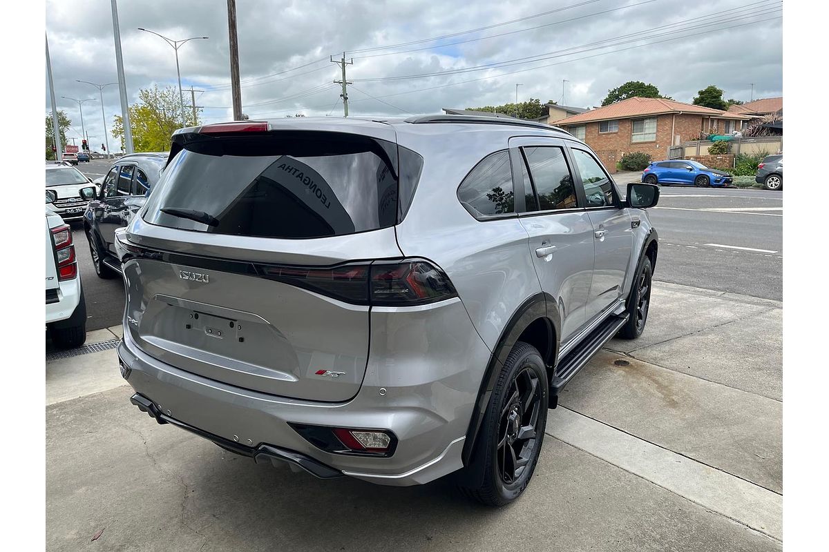 2025 Isuzu MU-X X-TERRAIN