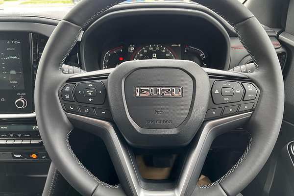 2025 Isuzu MU-X X-TERRAIN