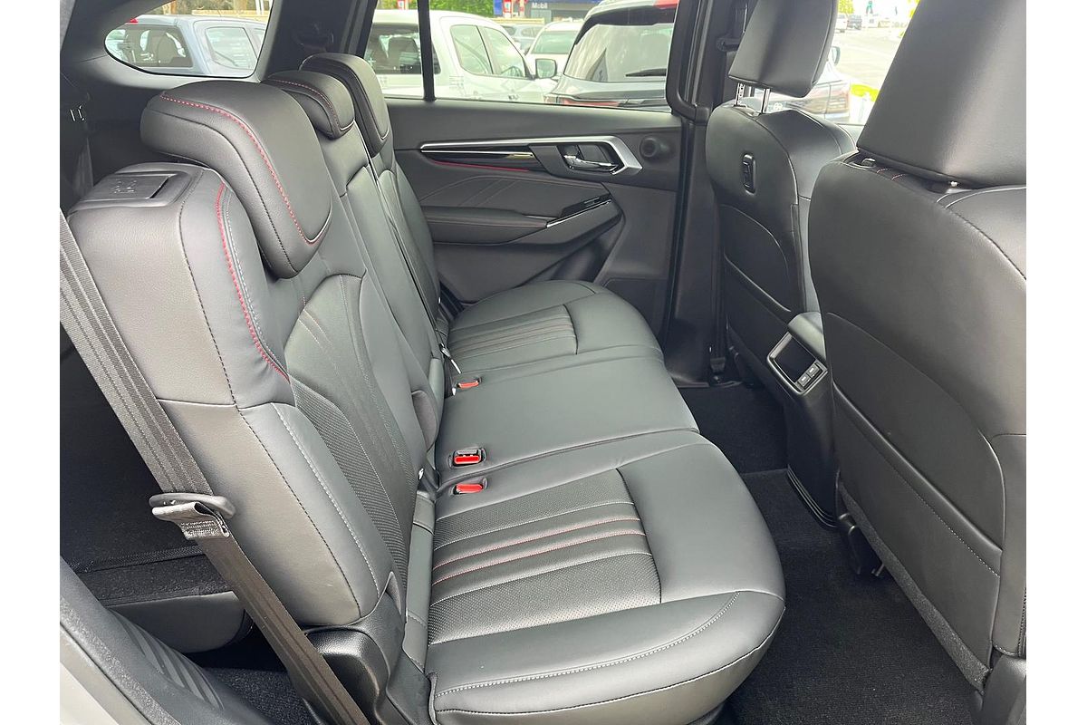 2025 Isuzu MU-X X-TERRAIN