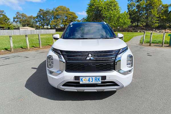 2023 Mitsubishi Outlander Exceed Tourer ZM