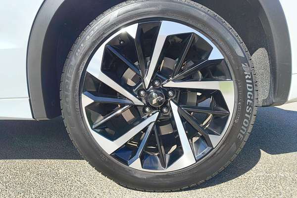 2023 Mitsubishi Outlander Exceed Tourer ZM
