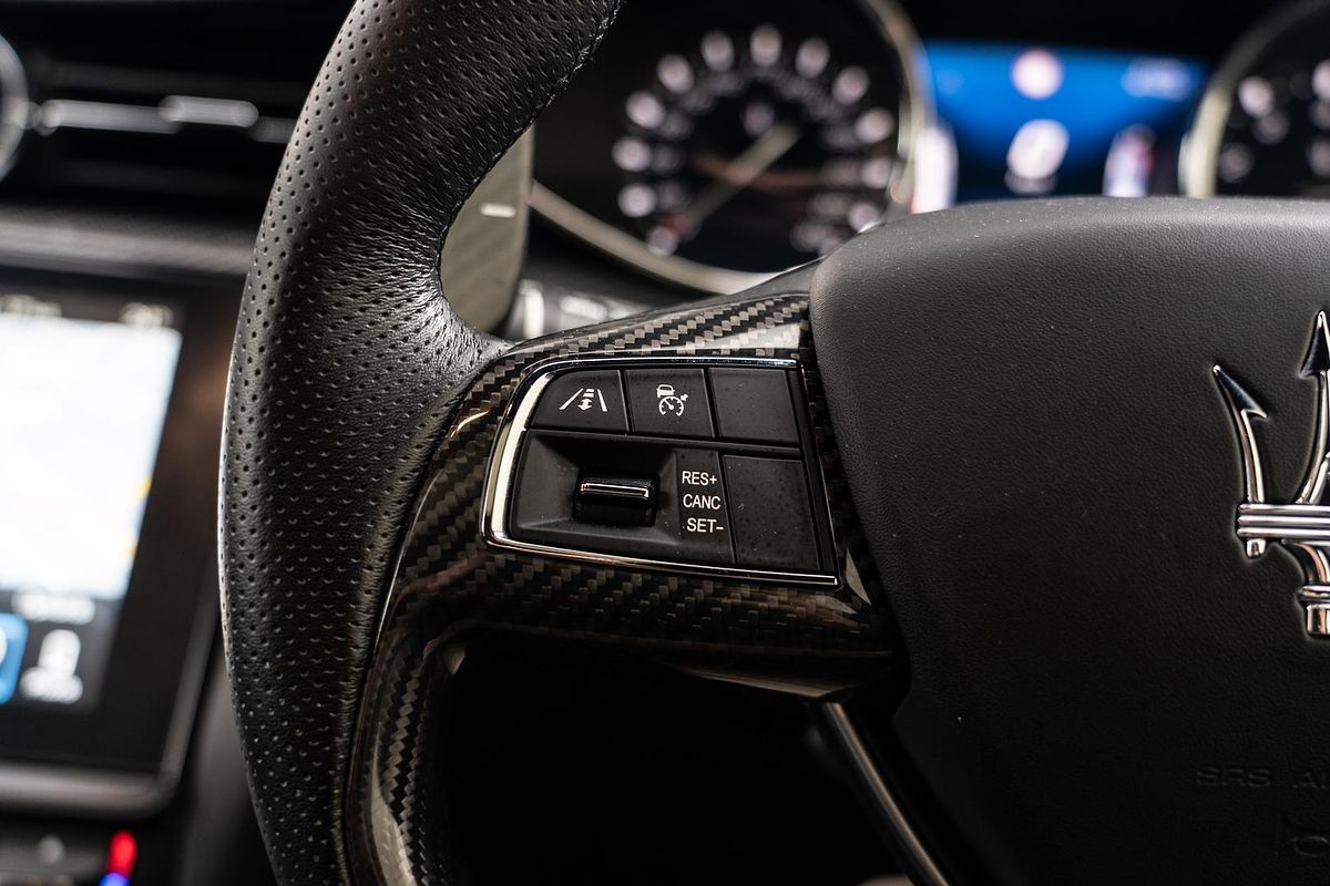 2018 Maserati Quattroporte GTS GranSport Nerissimo Edition M156