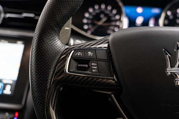 2018 Maserati Quattroporte GTS GranSport Nerissimo Edition M156