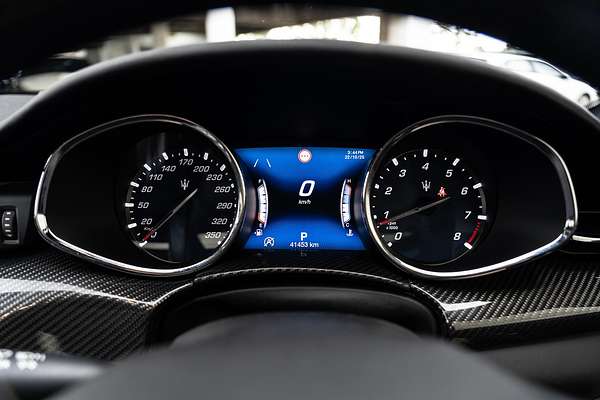 2018 Maserati Quattroporte GTS GranSport Nerissimo Edition M156