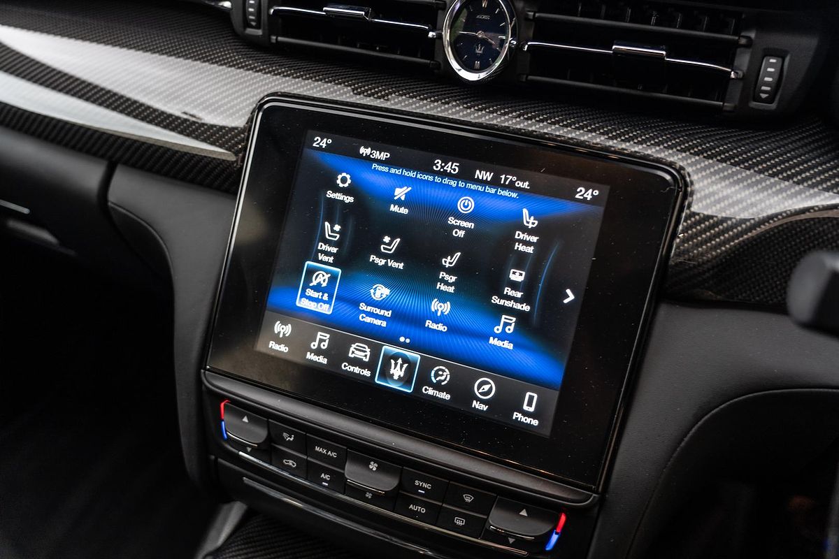 2018 Maserati Quattroporte GTS GranSport Nerissimo Edition M156