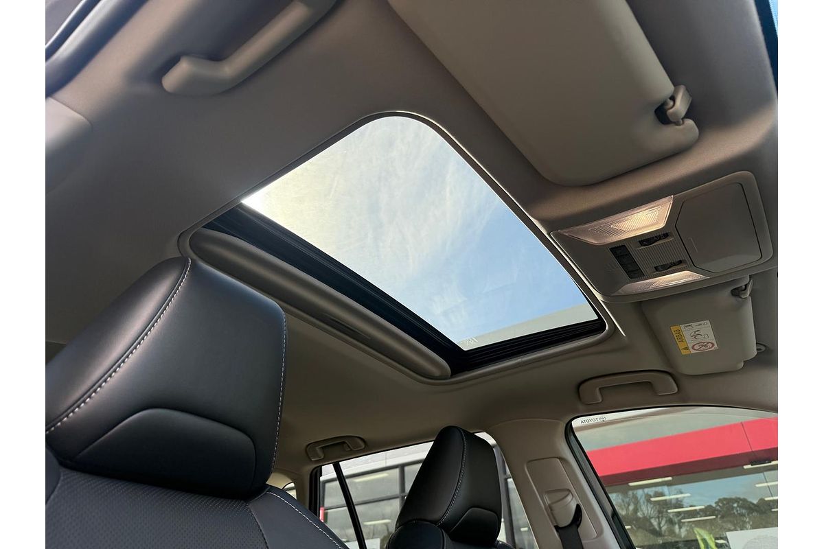 2022 Toyota RAV4 Cruiser AXAH52R