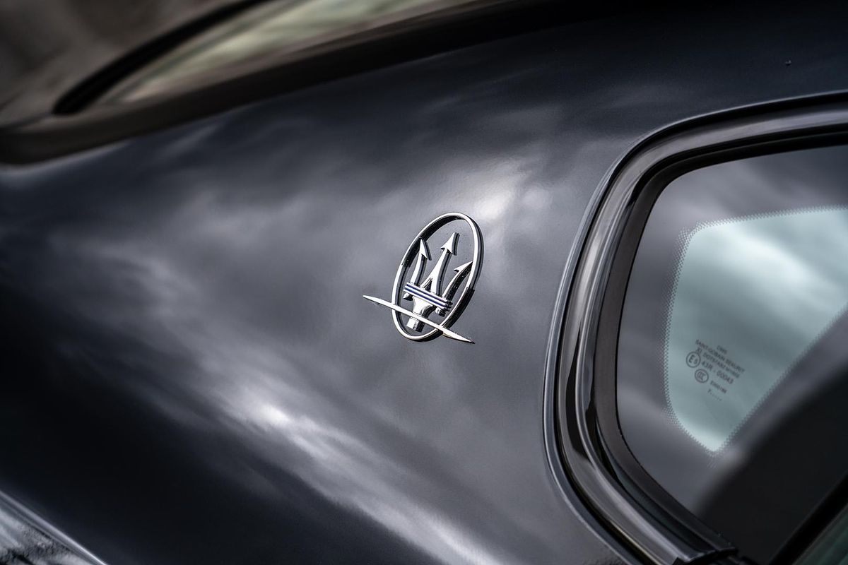 2018 Maserati Quattroporte GTS GranSport Nerissimo Edition M156