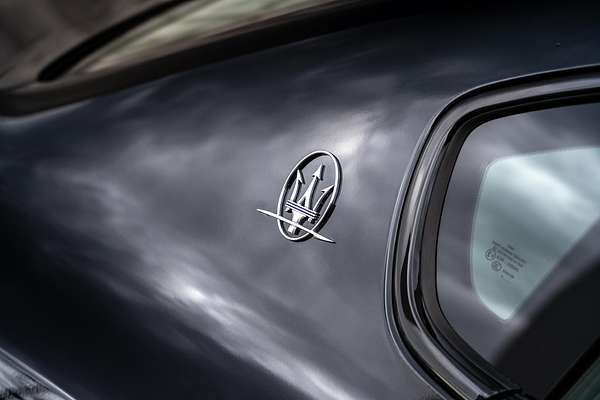 2018 Maserati Quattroporte GTS GranSport Nerissimo Edition M156