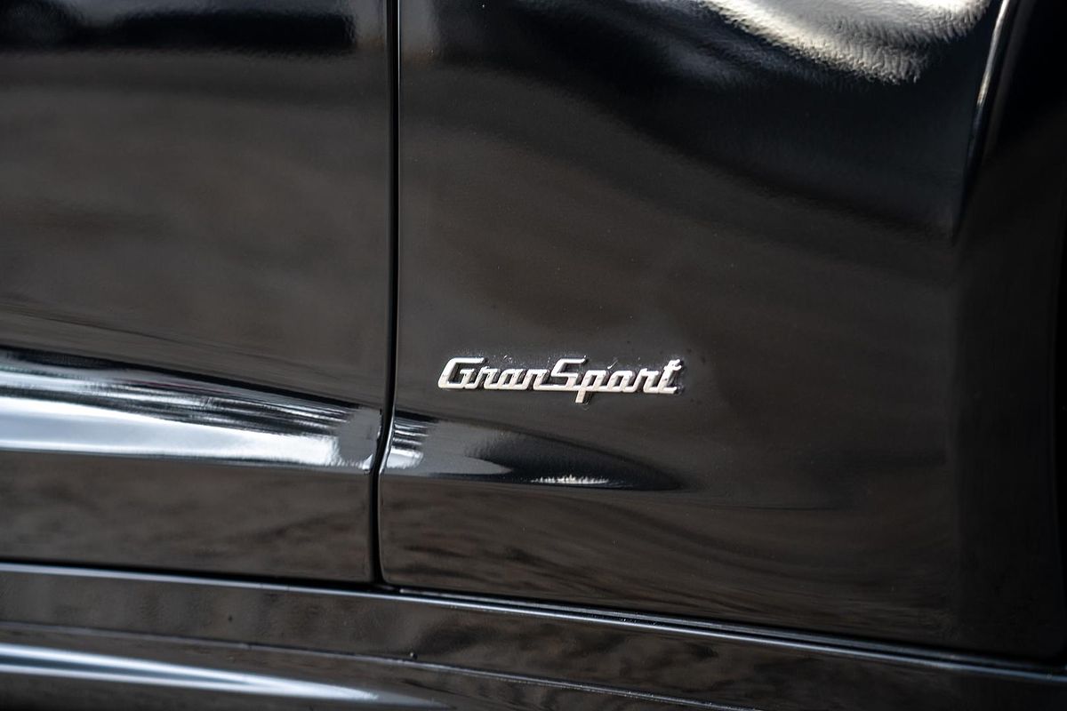 2018 Maserati Quattroporte GTS GranSport Nerissimo Edition M156