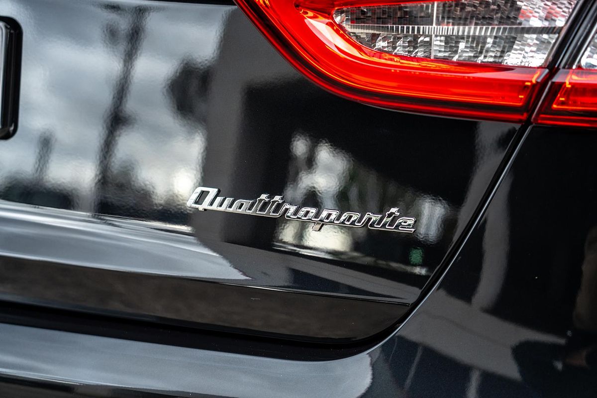 2018 Maserati Quattroporte GTS GranSport Nerissimo Edition M156