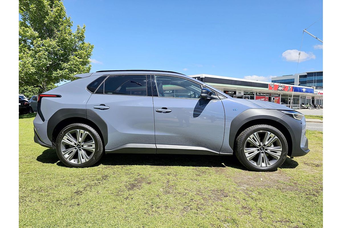 2024 Subaru Solterra AWD Touring E1-1