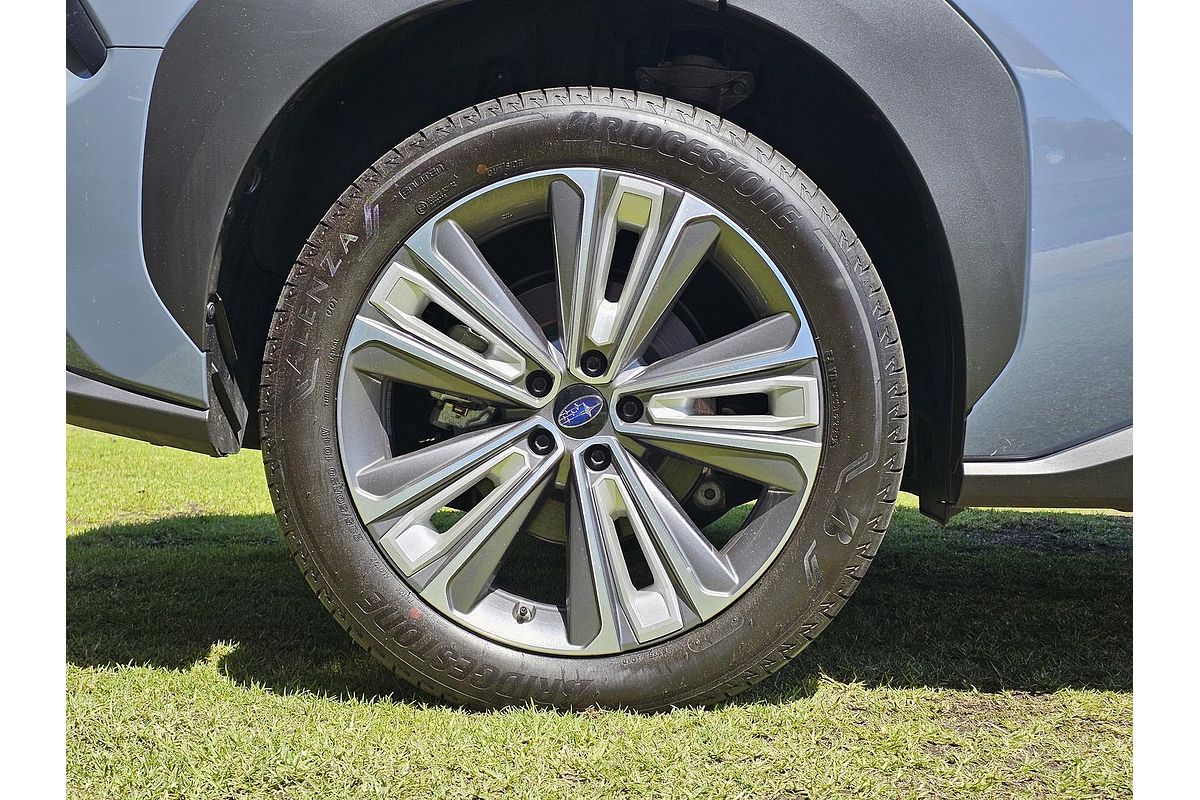 2024 Subaru Solterra AWD Touring E1-1