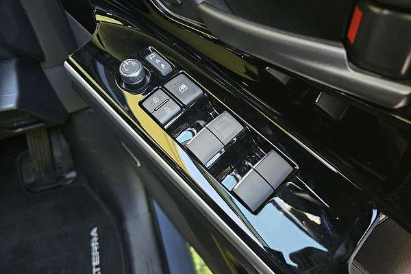 2024 Subaru Solterra AWD Touring E1-1