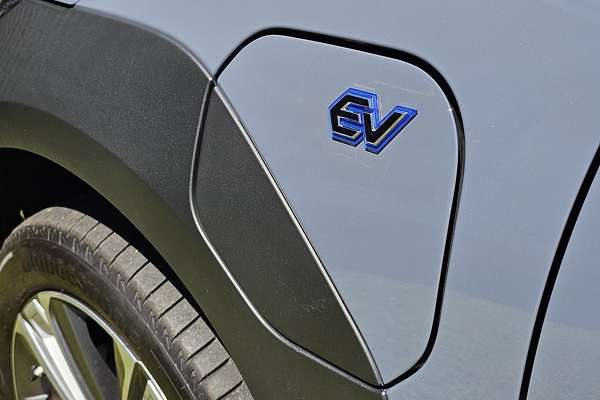 2024 Subaru Solterra AWD Touring E1-1