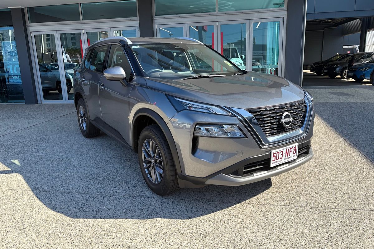 2025 Nissan X-TRAIL ST T33