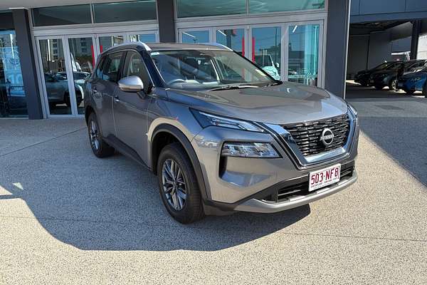 2025 Nissan X-TRAIL ST T33