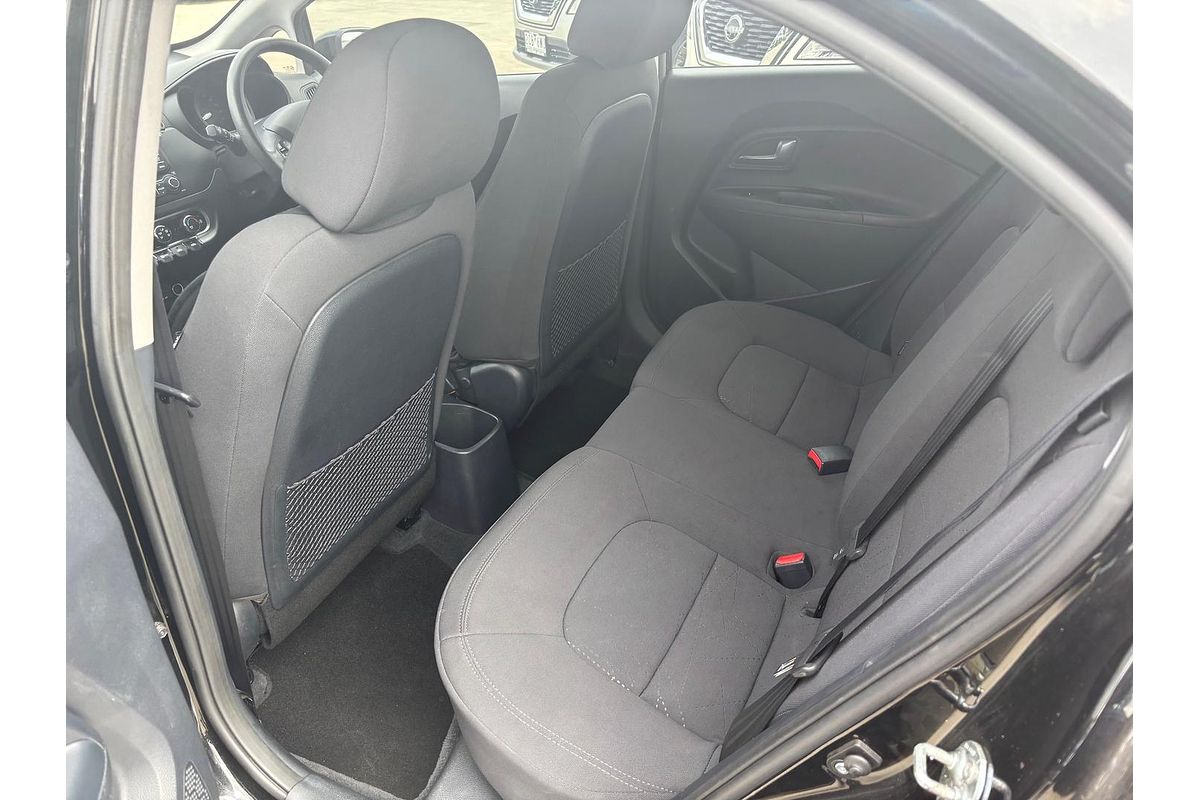 2013 Kia Rio S UB