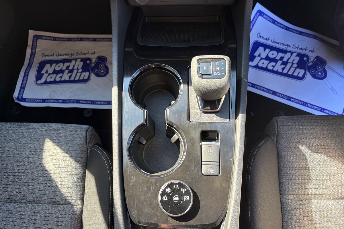 2025 Nissan X-TRAIL ST T33