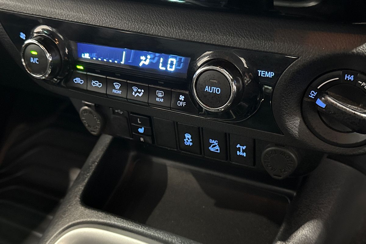 2019 Toyota Hilux SR5 GUN126R 4X4